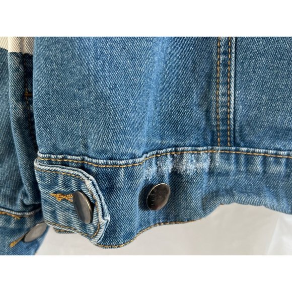 FOREVER 21 WOMAN'S DISTRESSED‎ JEAN JACKET SIZE S - Picture 6 of 8